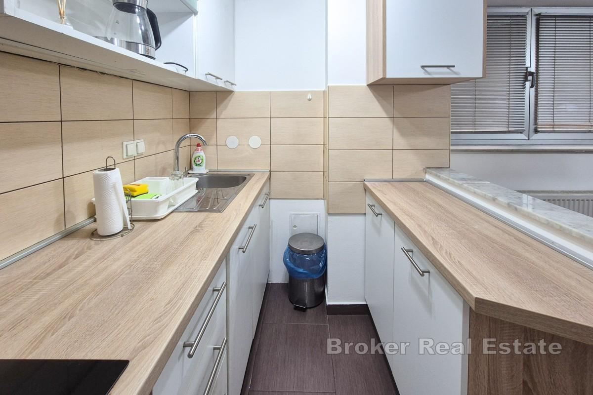 Zwei-Zimmer-Wohnung in Donji Grad