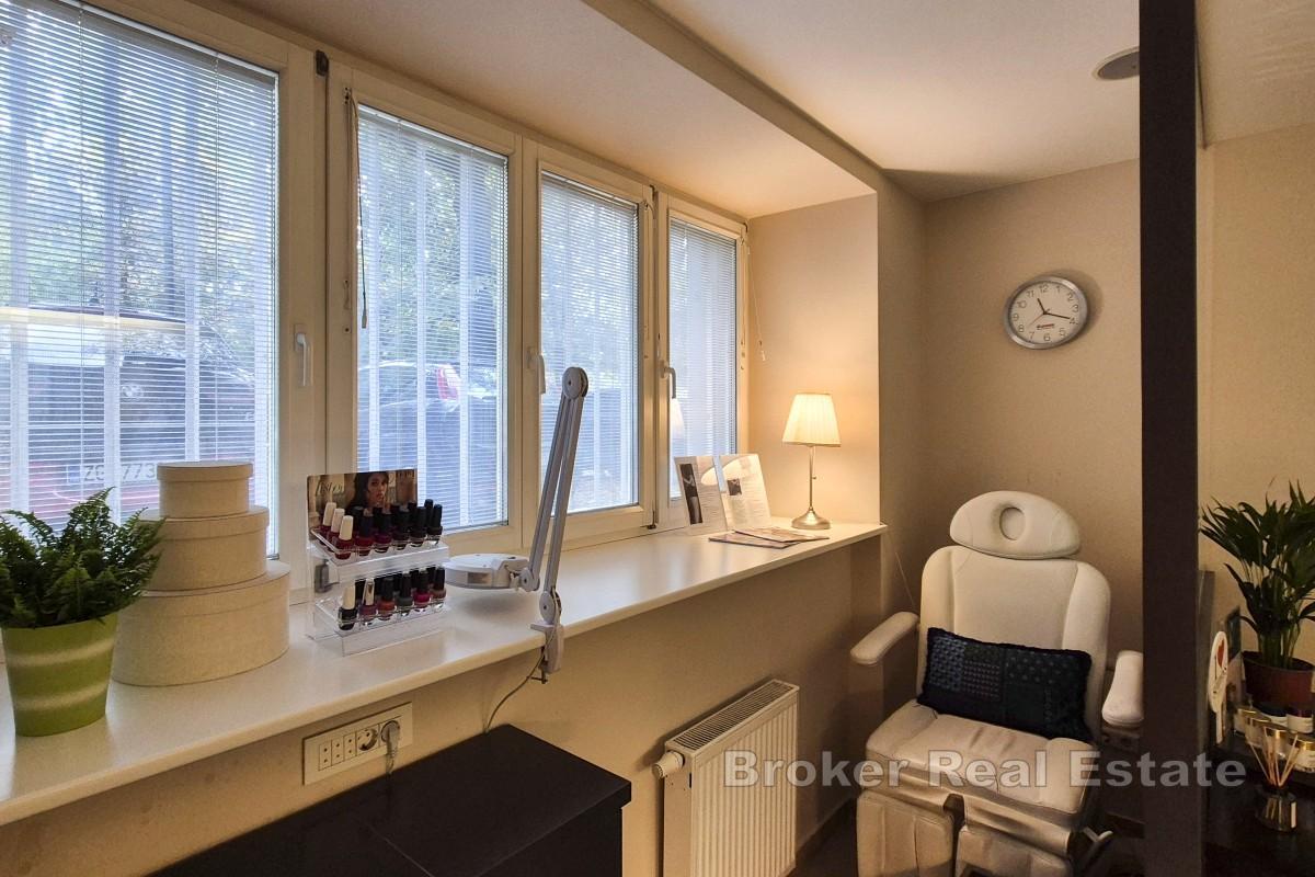 Nowoczesna powierzchnia biurowa w spokojnej części miasta