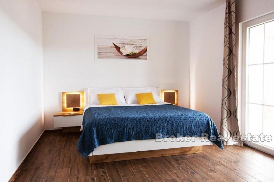 Wyspa Krk - Wolnostojąca willa z basenem i ogrodem