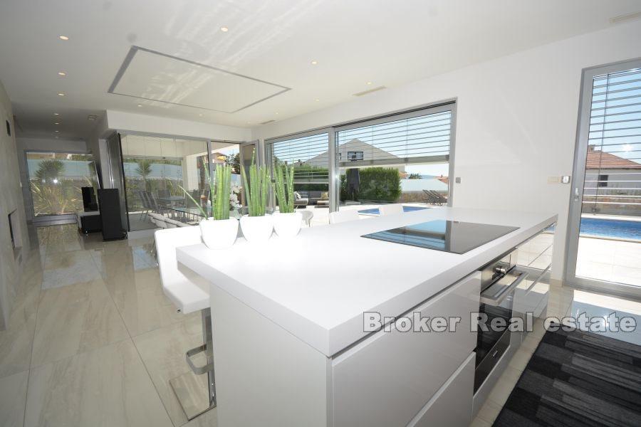 Øya Krk - Luksushus med havutsikt