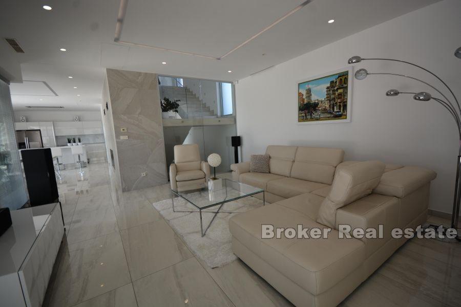 Øya Krk - Luksushus med havutsikt