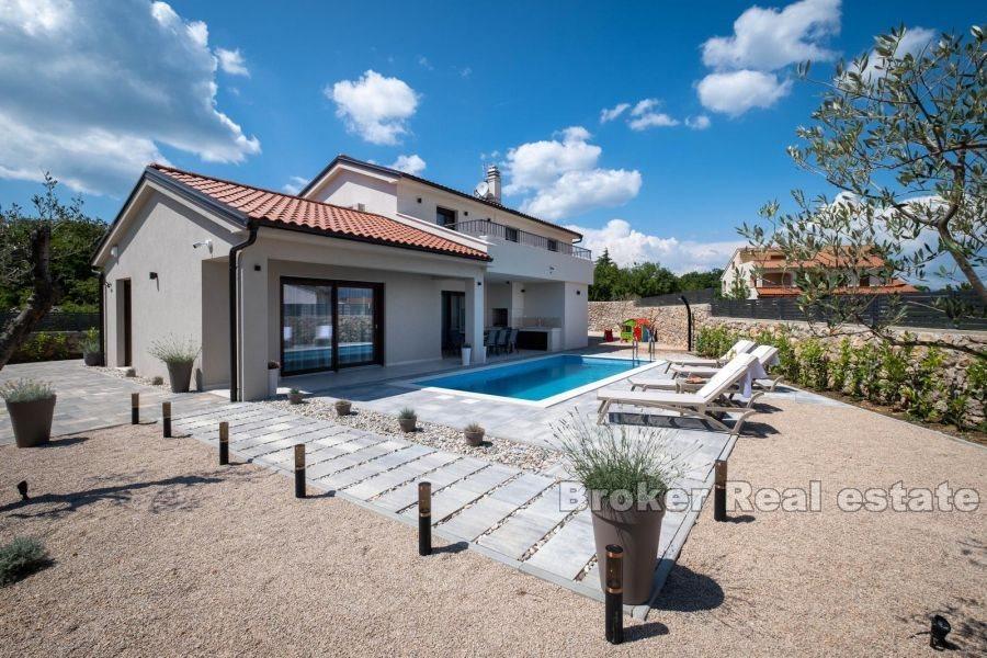Isola di Krk - Villa con giardino e piscina