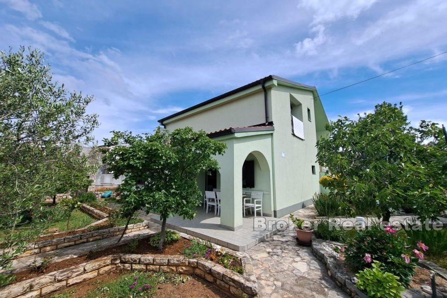 Isola di Krk - Casa con giardino paesaggistico
