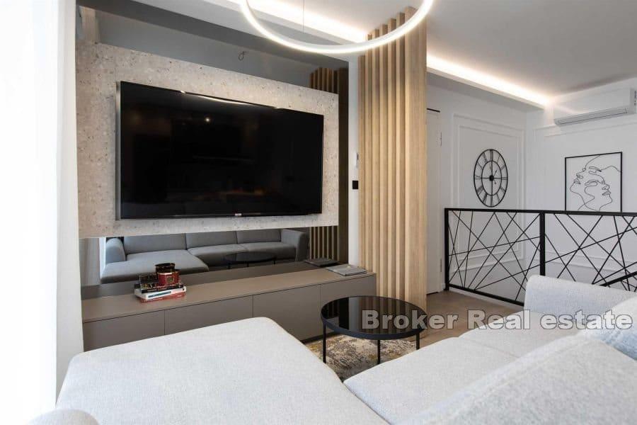 Ostrov Krk - Luxusný apartmán s bazénom a výhľadom na more