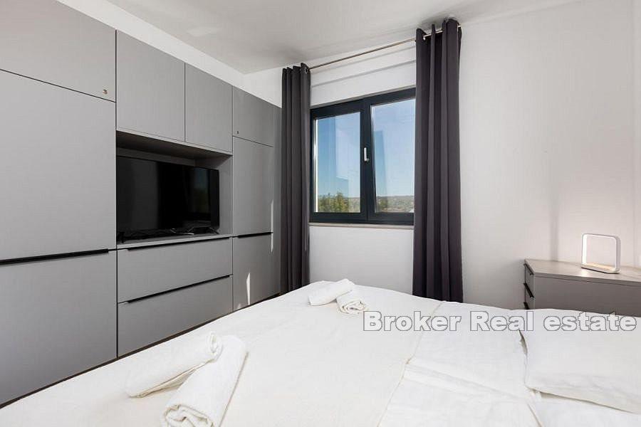 Otok Krk - Luksuzni apartman prvi red do mora