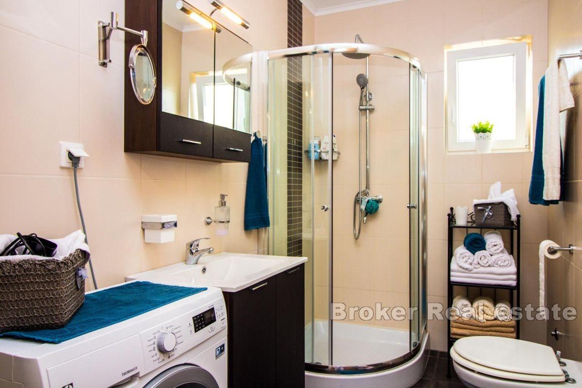 Nowoczesny apartament z basenem