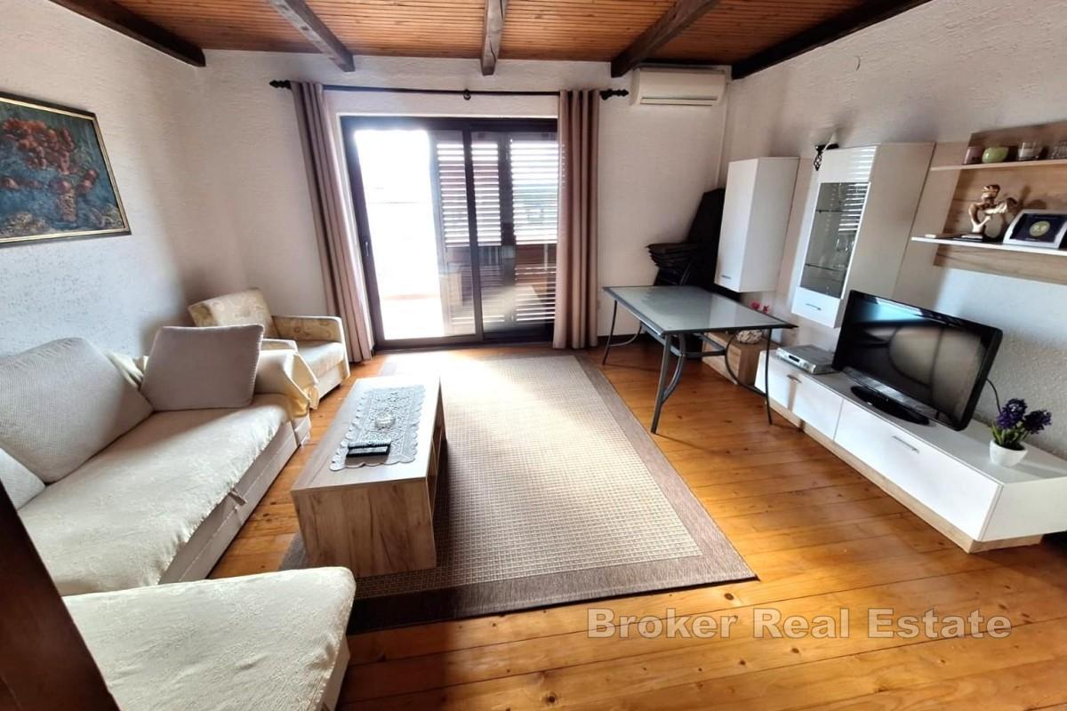 Haus mit Pool in Strandnähe