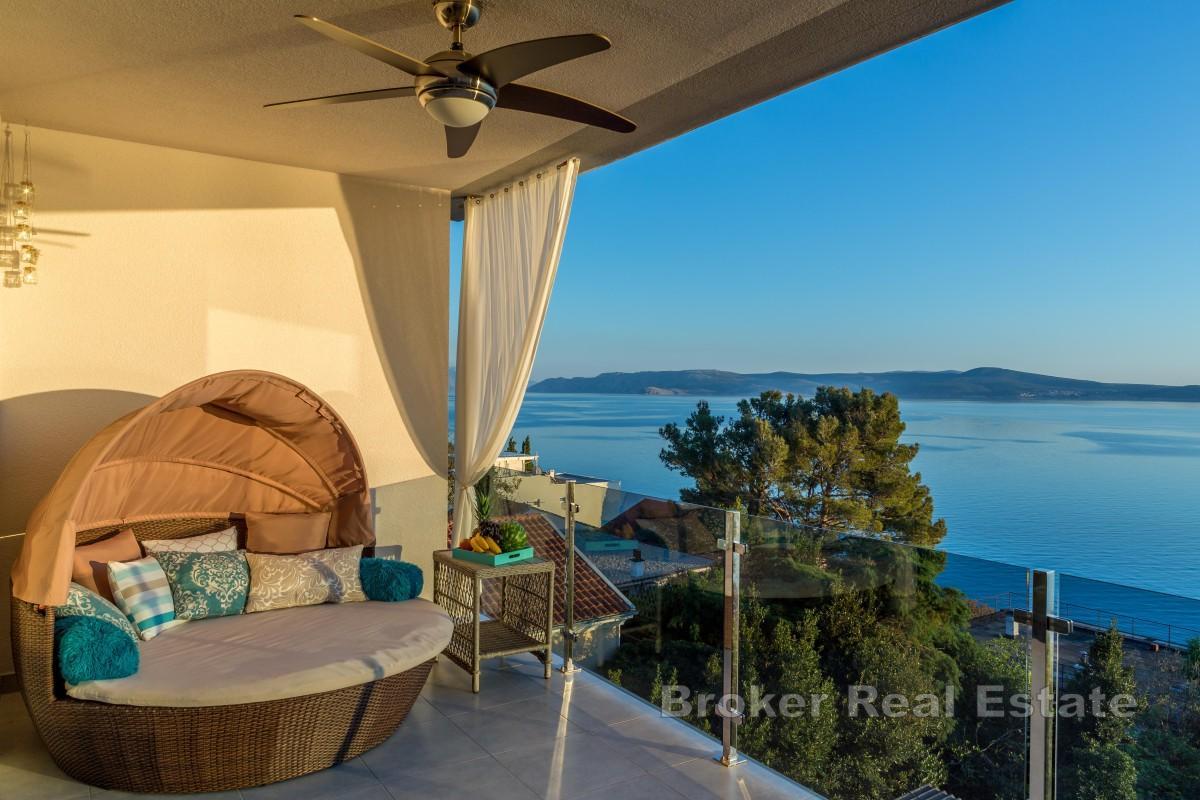Penthouse z panoramicznym widokiem na morze