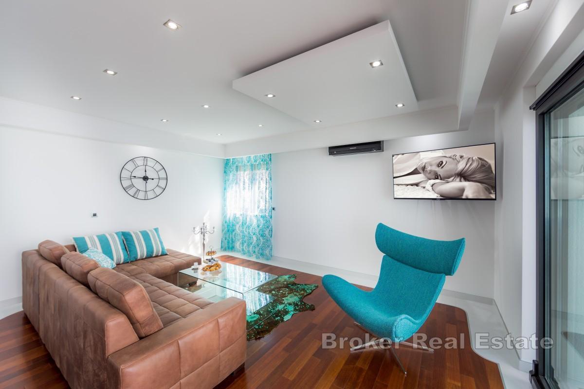 Penthouse z panoramicznym widokiem na morze