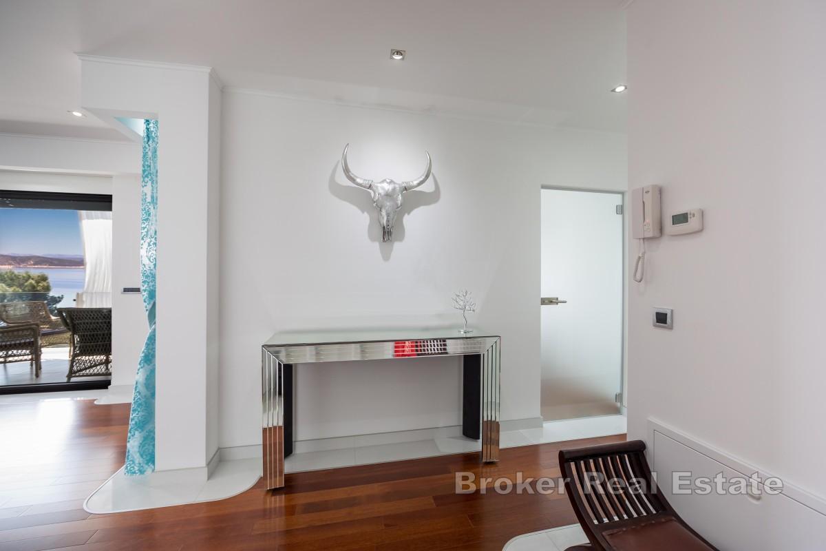 Penthouse z panoramicznym widokiem na morze