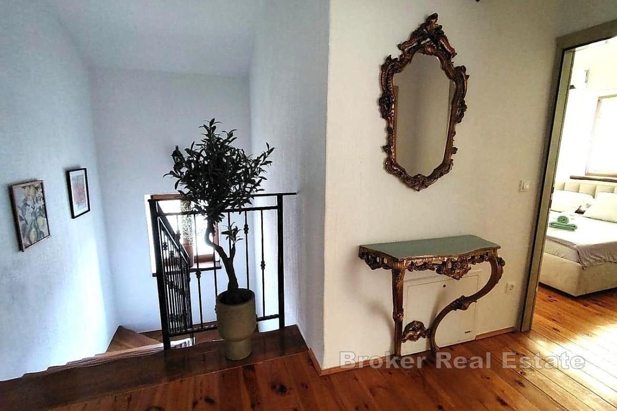 Villa istrienne en pierre avec piscine chauffée