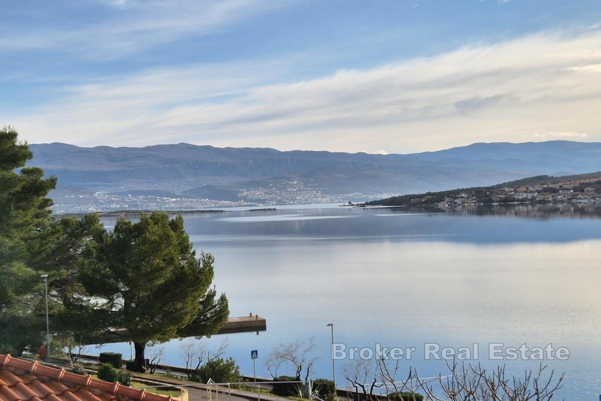 Tvårumslägenhet nära havet