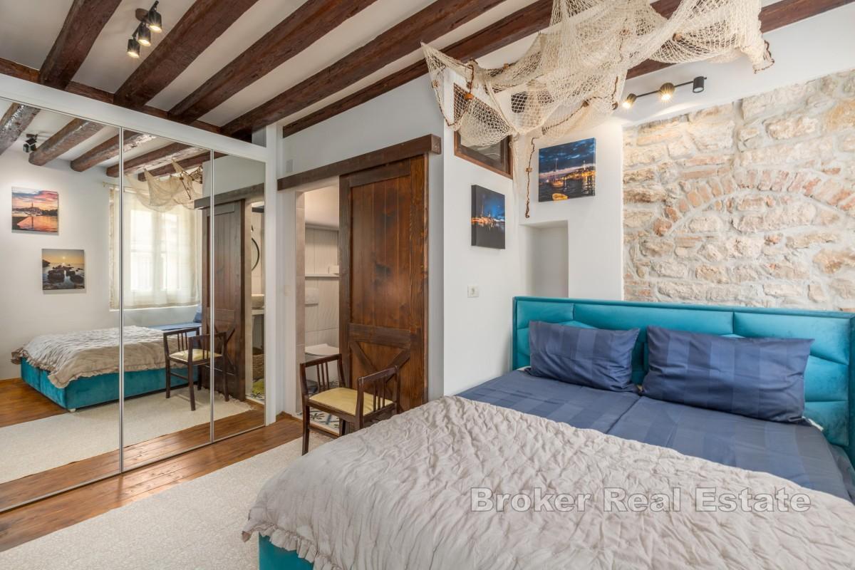Apartmán na dvou podlažích ve starém městě Rovinje