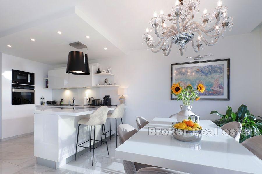 Rijeka - Modern apartment with a sea view