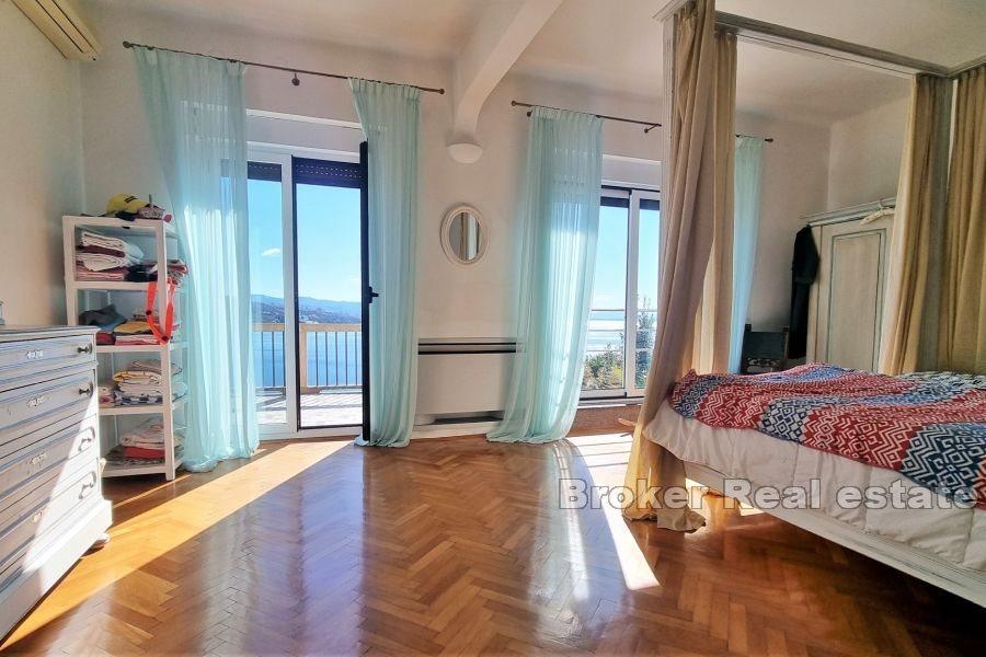 Opatija - Villa med pool och havsutsikt