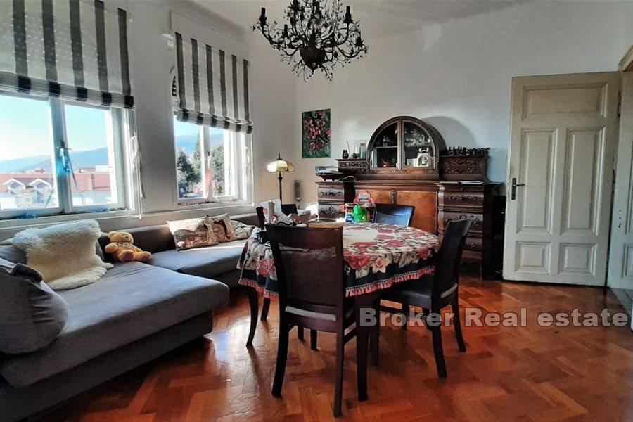 Opatija - Geräumige Wohnung im Zentrum mit Garten