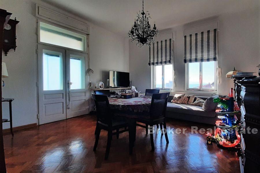 Opatija - Geräumige Wohnung im Zentrum mit Garten