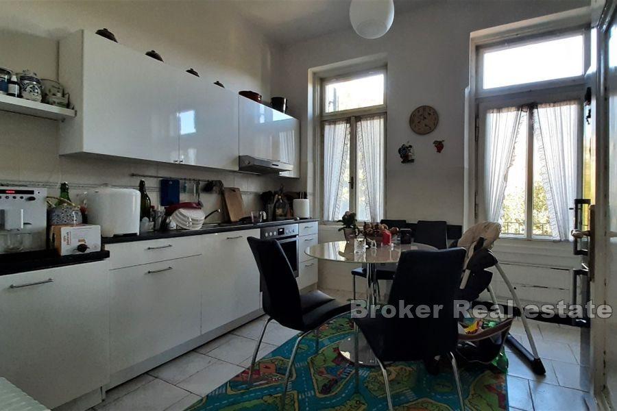 Opatija - Geräumige Wohnung im Zentrum mit Garten