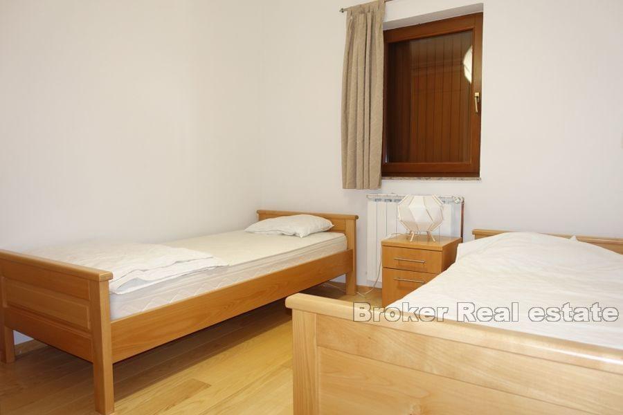 Senj - Casa spaziosa con vista sul mare