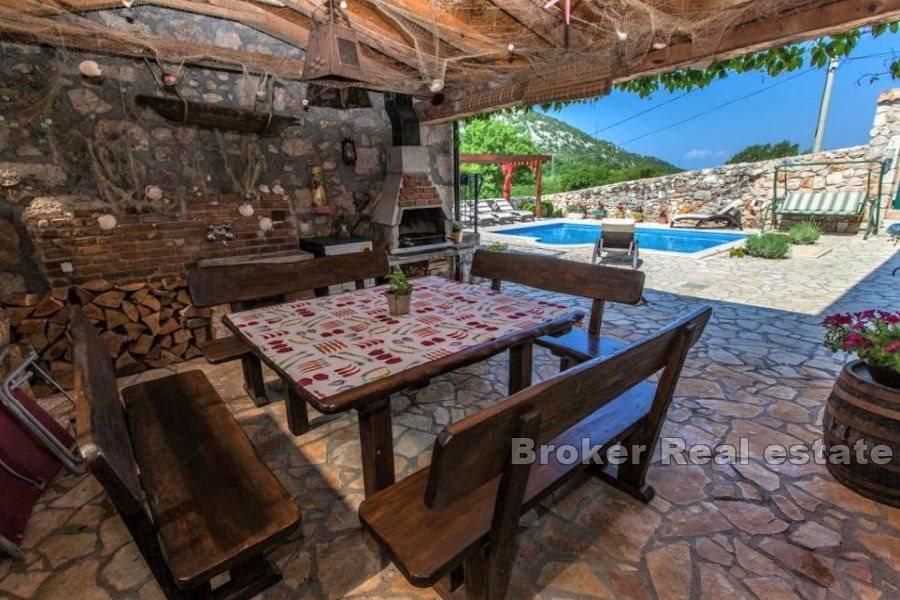 Crikvenica - Elegant stone house with swimming pool
