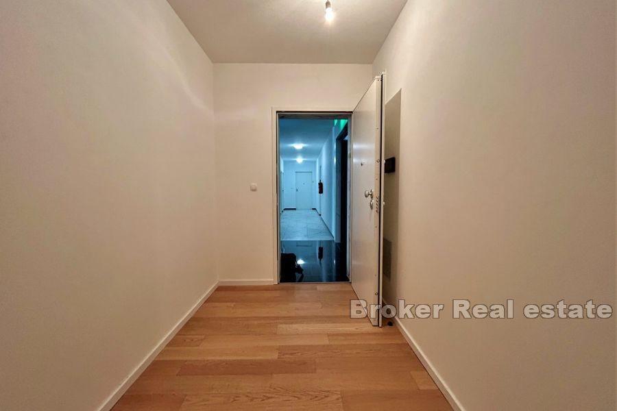 Rijeka - Three-bedroom modern apartment