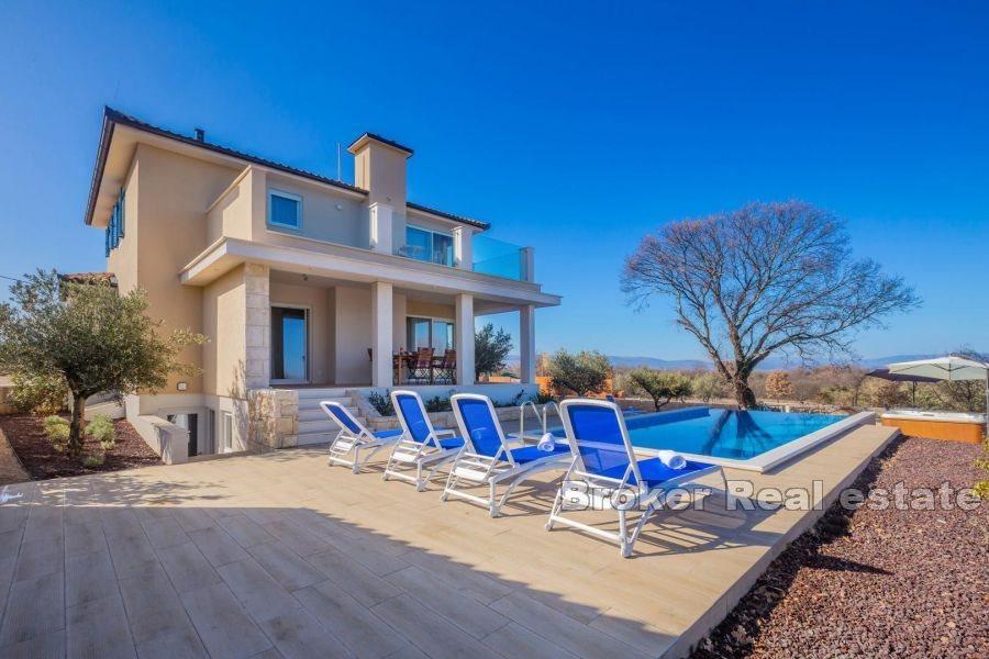 Ostrov Krk - Samostatně stojící dům s velkou zahradou