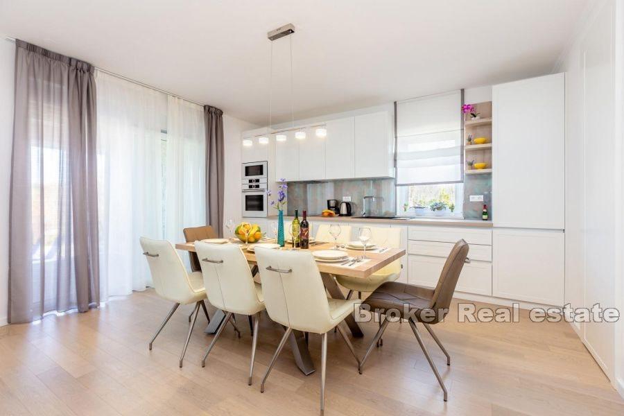 Ostrov Krk - Samostatně stojící dům s velkou zahradou