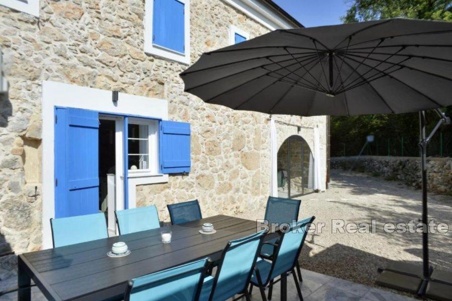 Île de Krk - Maison jumelée avec piscine dans un endroit calme