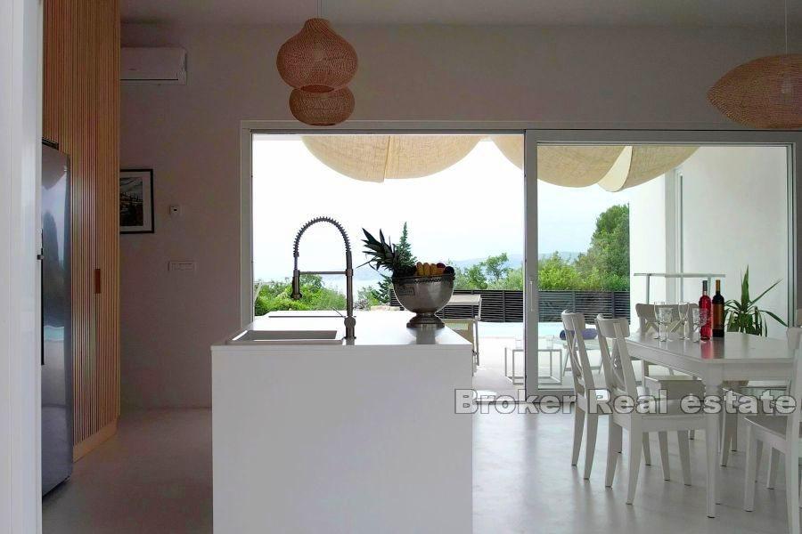 Øya Krk - Attraktivt en-etasjes hus med havutsikt