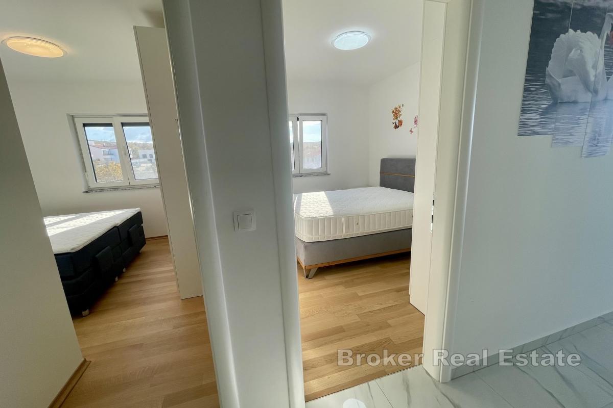 Tvårumslägenhet med havsutsikt