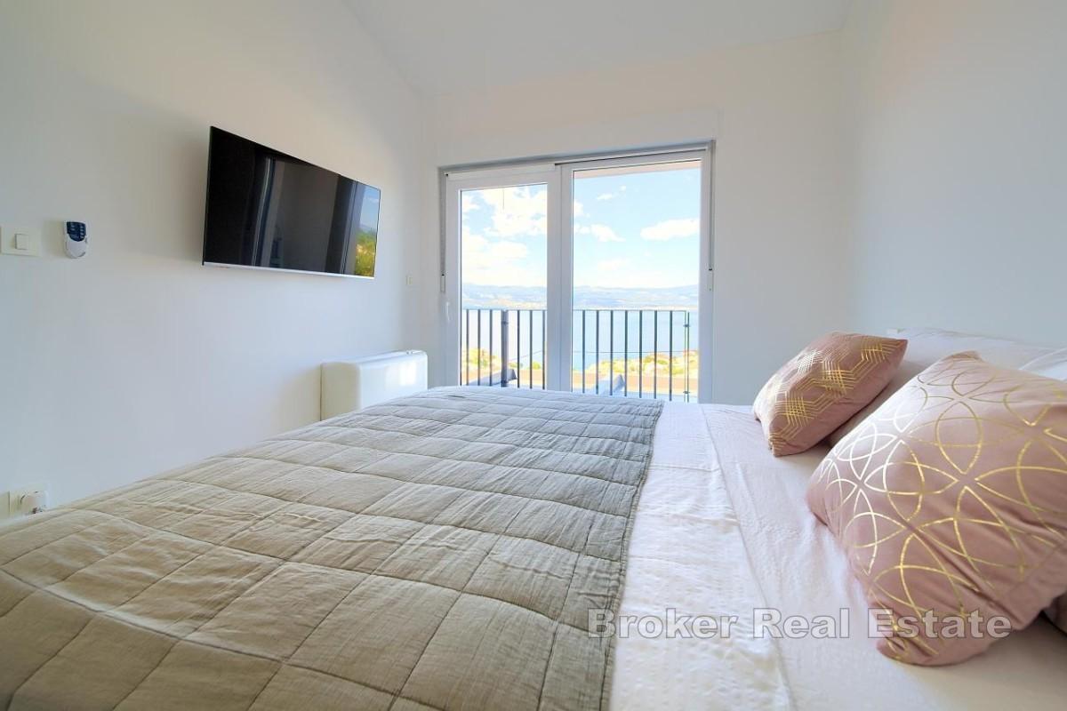 Tomannsvilla nær sjøen