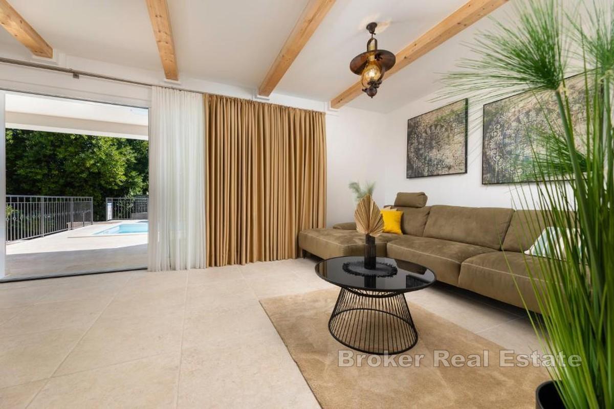 Moderna vila na atraktivnoj lokaciji