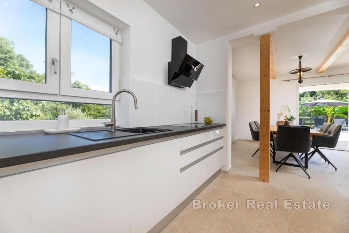 Moderna vila na atraktivnoj lokaciji