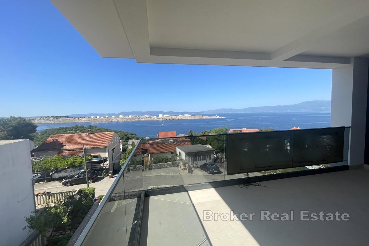 Dwupokojowy apartament z tarasem i widokiem na morze