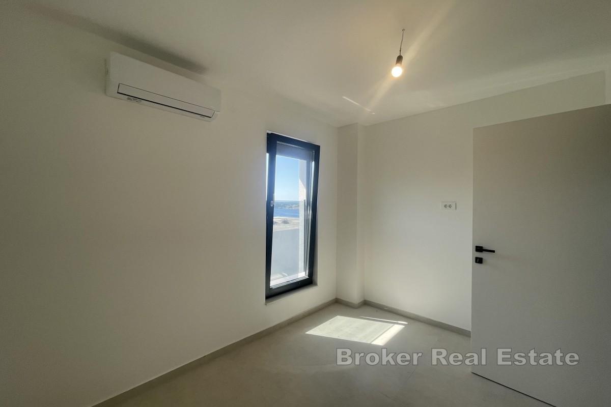 Dwupokojowy apartament z tarasem i widokiem na morze