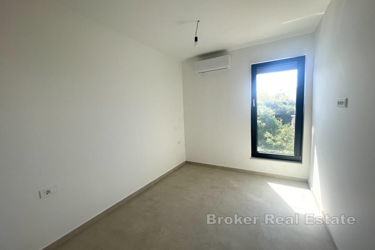 Dwupokojowy apartament z tarasem i widokiem na morze