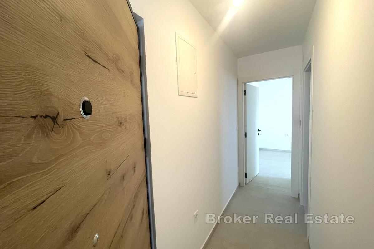 Dwupokojowy apartament z tarasem i widokiem na morze