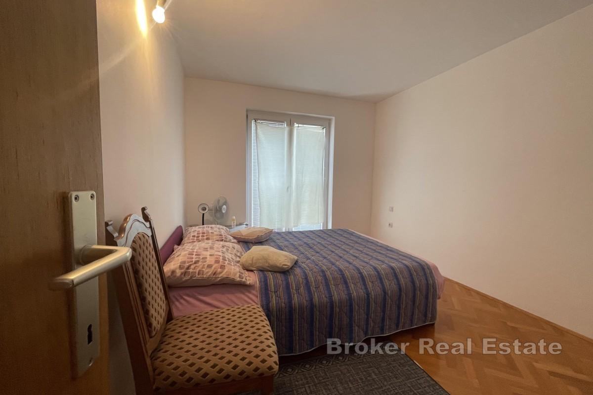 Двухкомнатная квартира с террасой и видом на море