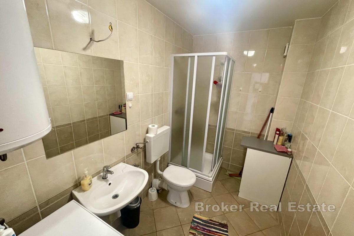 Двухкомнатная квартира с террасой и видом на море