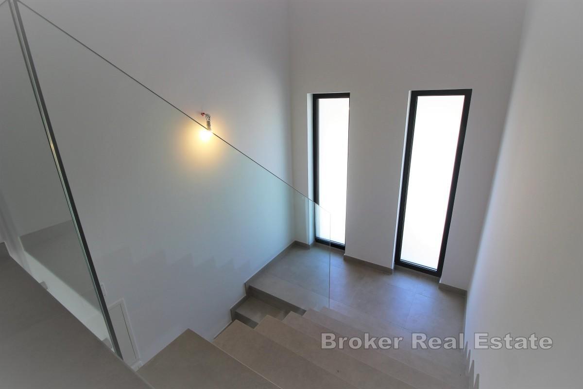 Appartement de luxe avec piscine près de la mer