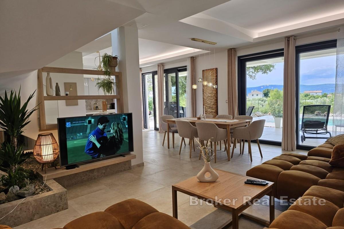 Moderna vila na mirnoj lokaciji