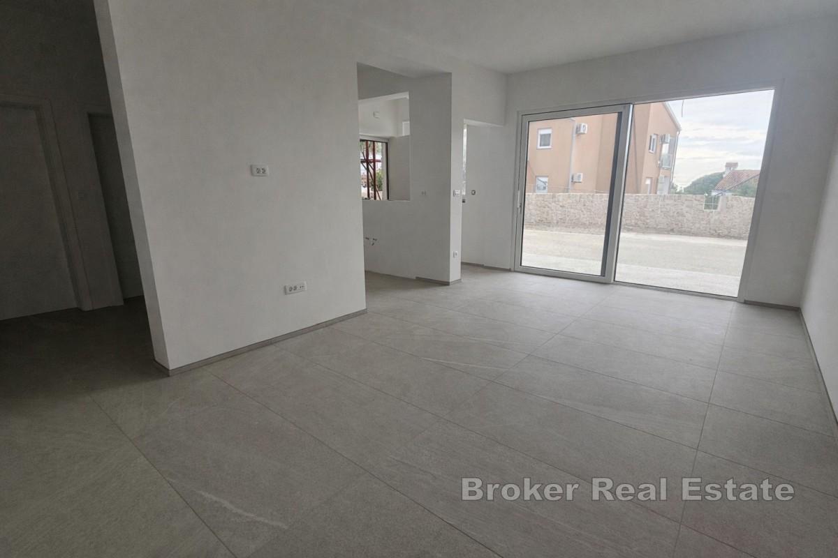 Appartement avec piscine et jardin