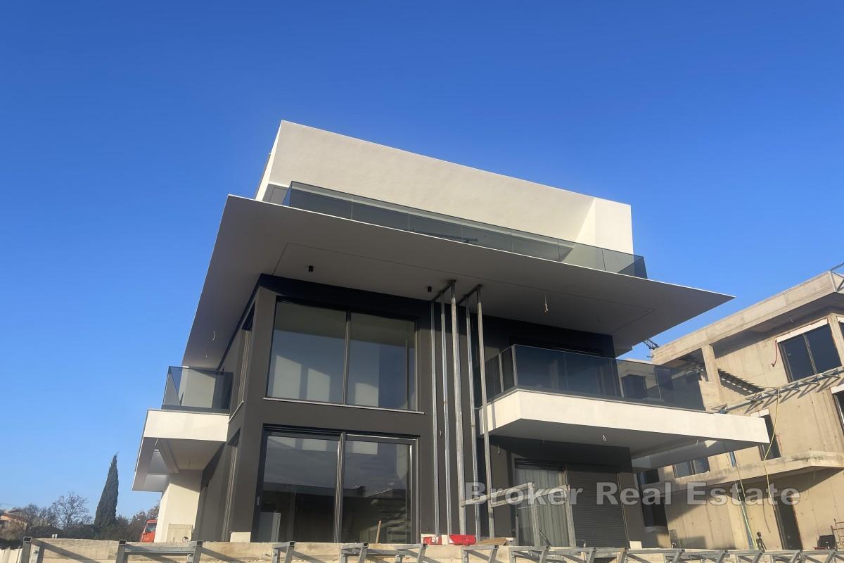 Penthouse de luxe avec terrasse sur le toit