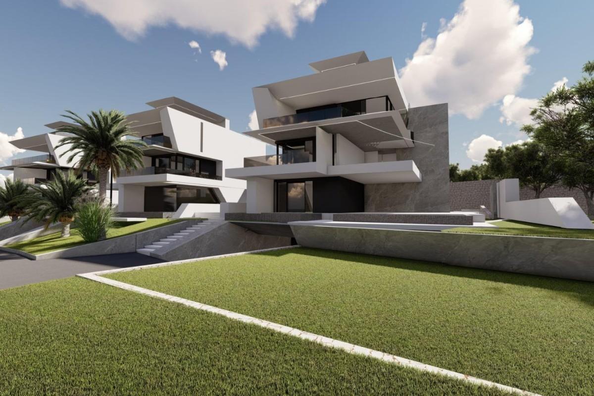 Роскошная двухуровневая квартира с бассейном