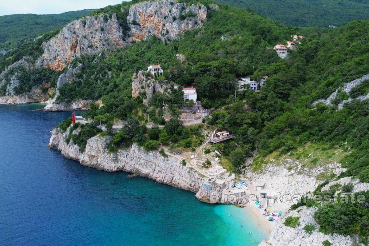 Šarmantna kuća prvi red do mora