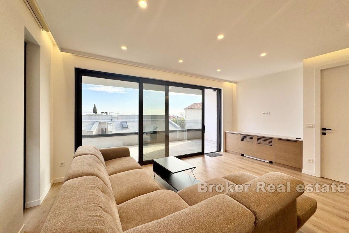 Romslig moderne leilighet