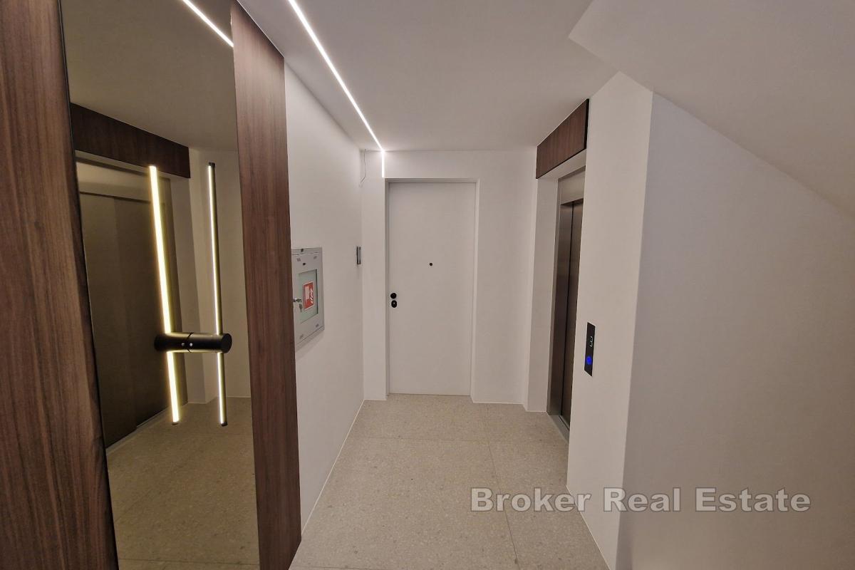 Appartement moderne avec vue sur la mer