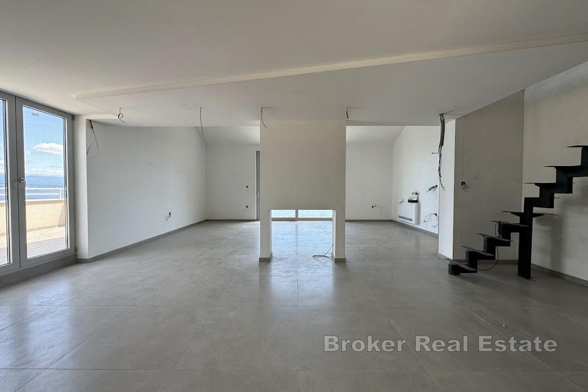 Modern villa med pool