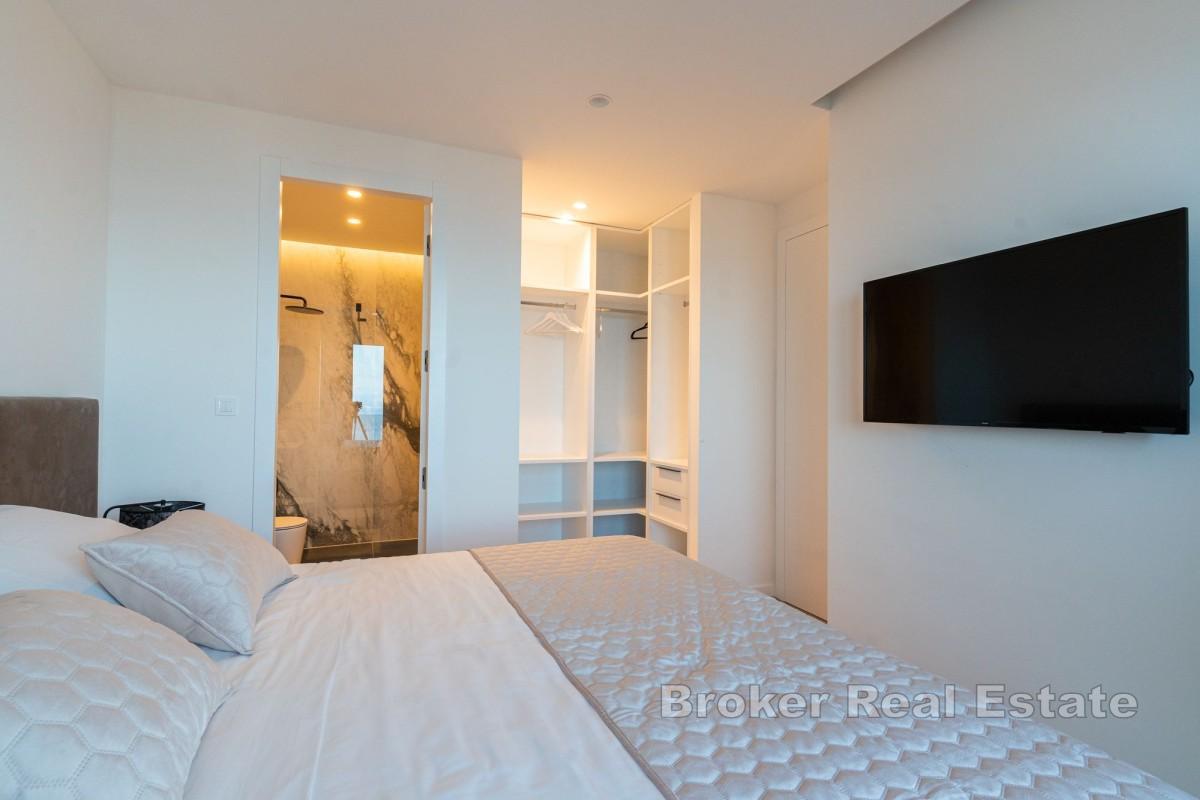 Apartament z widokiem na morze w nowym budynku