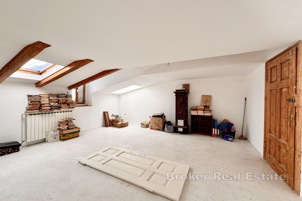 Appartement en bord de mer et studio supplémentaire près du Lungomare